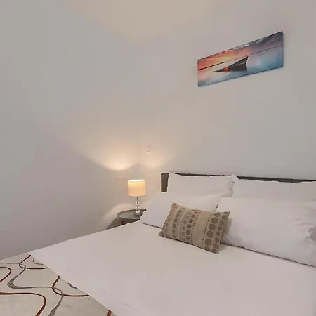 Holiday home Beautiful In With Outdoor Swimming Pool Opatija
